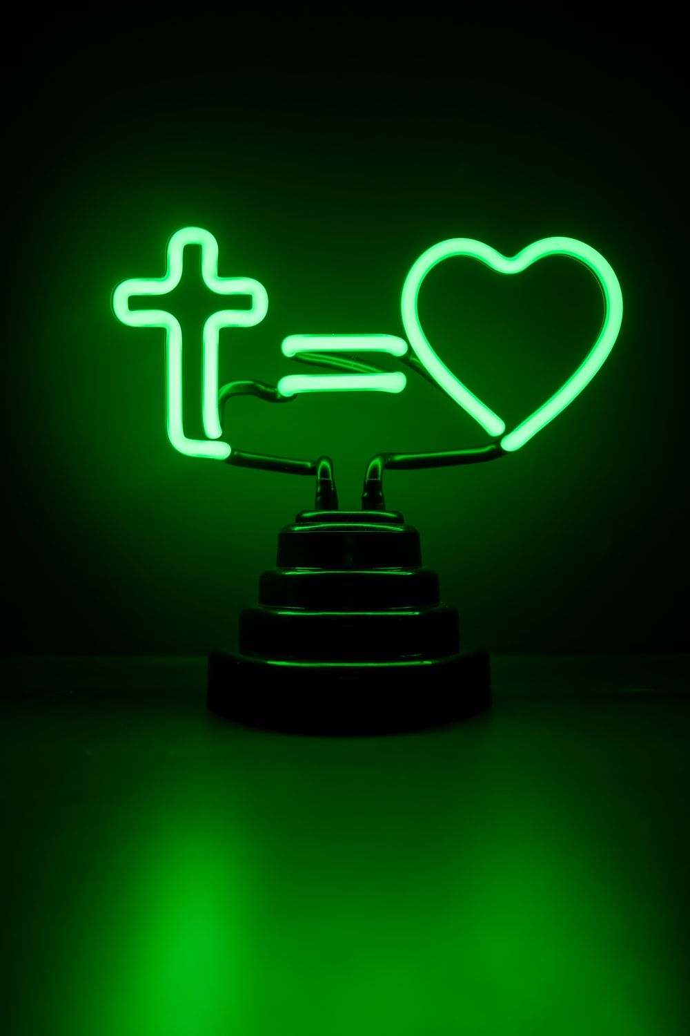 1000x1500 Green Neon Picture Hd