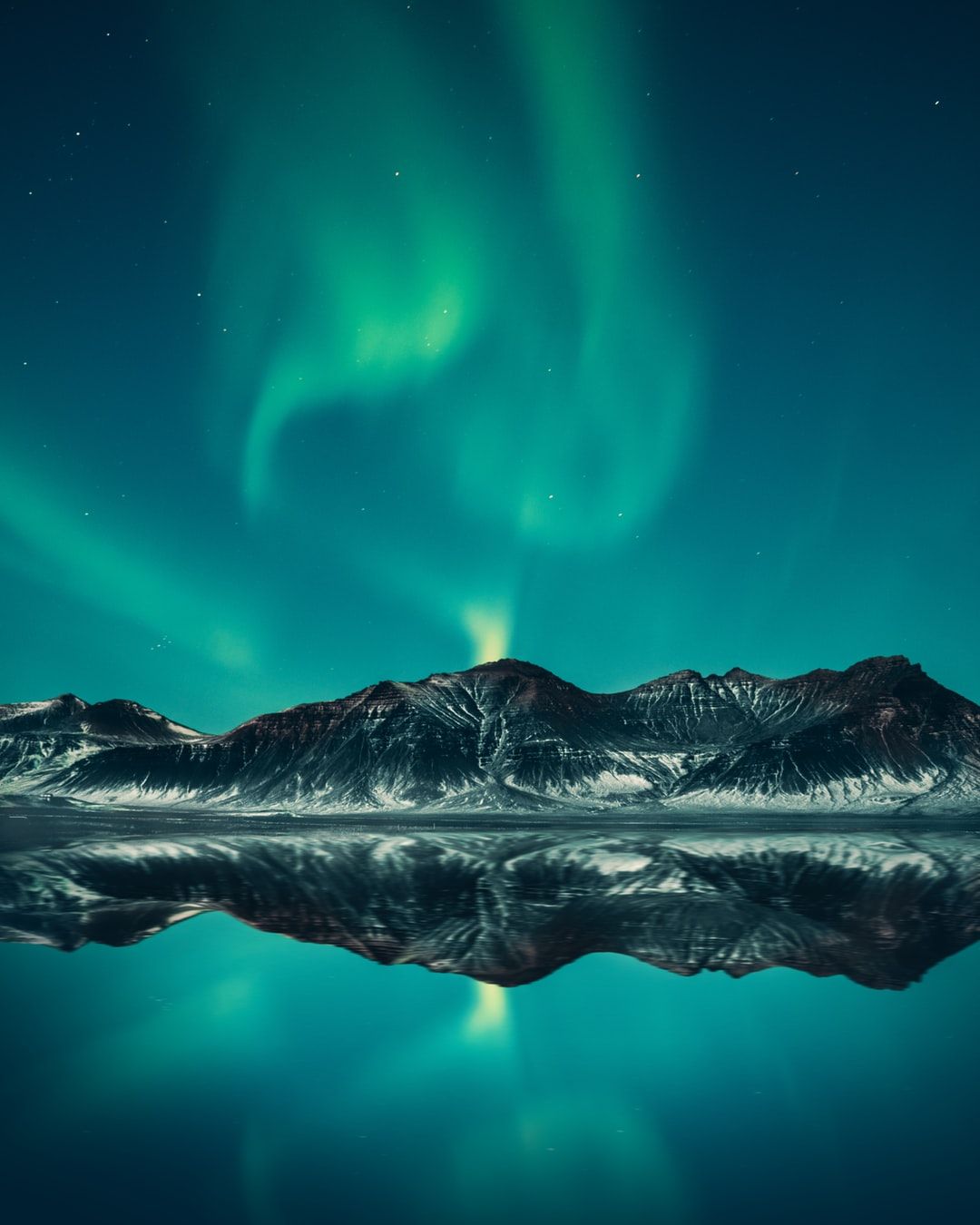 1080x1350 Northern Lights Wallpaper Download Free Image On Unsplash