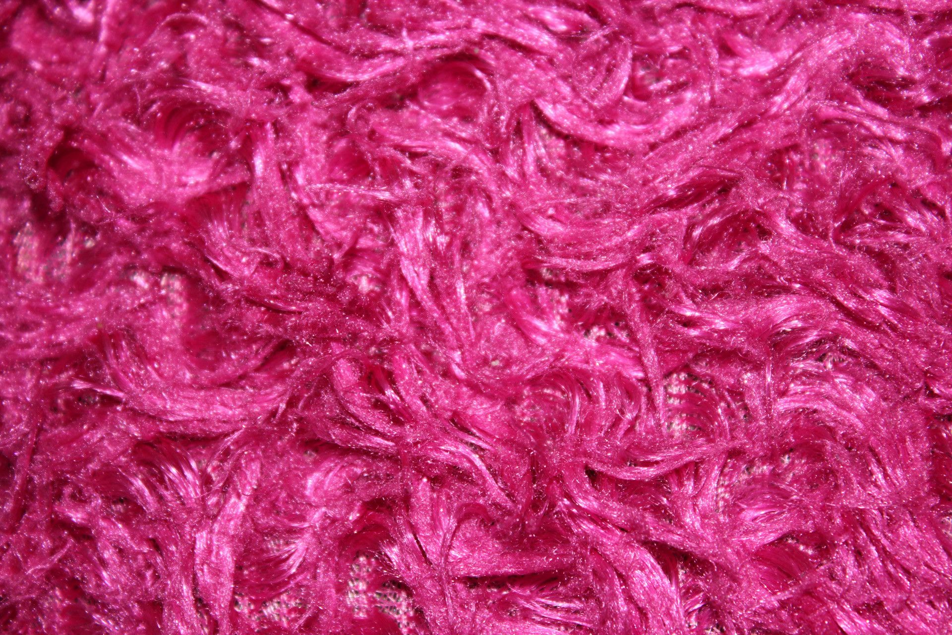 1920x1280 Pink Fur Wallpaper